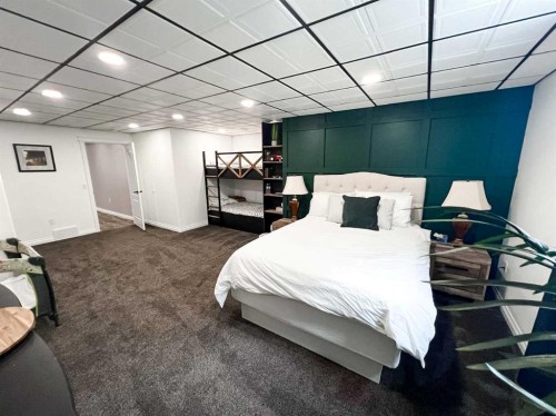 9110 100 Ave, La Crete, AB - Indoor Photo Showing Bedroom