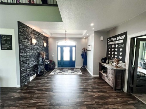 9110 100 Ave, La Crete, AB - Indoor