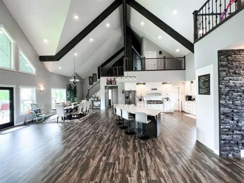 9110 100 Ave, La Crete, AB - Indoor