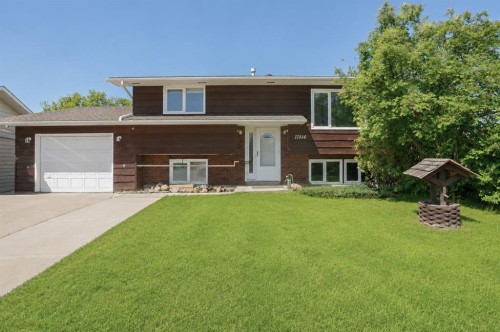11814 96 Street  Grande Prairie, AB T8V 4P4