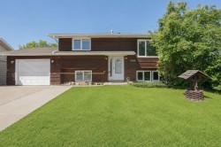 11814 96 Street Grande Prairie, AB T8V 4P4