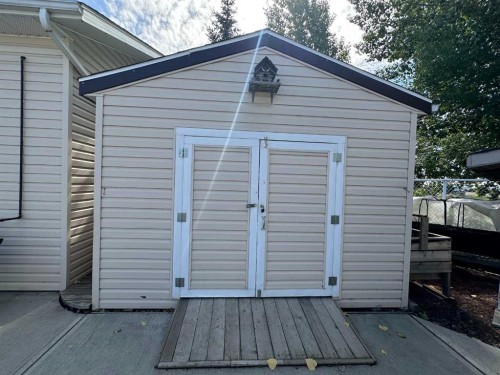 452 1St Street Sw, Falher, AB - Outdoor With Exterior