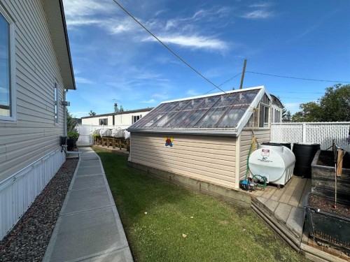 452 1St Street Sw, Falher, AB - Outdoor With Exterior