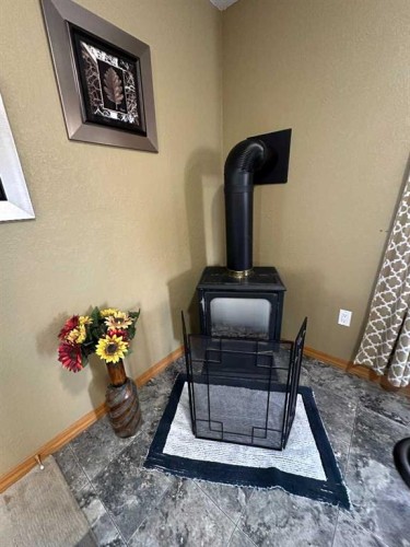 452 1St Street Sw, Falher, AB - Indoor Photo Showing Other Room