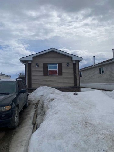 9707-111 Ave Avenue, Clairmont, AB - Outdoor With Exterior