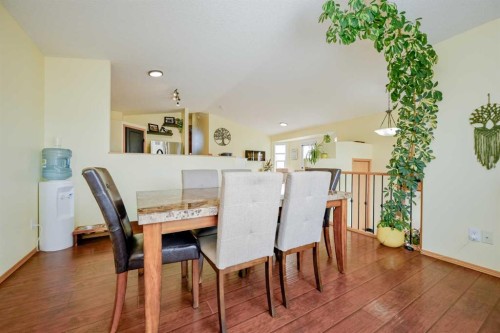 13029 90 Street, Grande Prairie, AB - Indoor Photo Showing Dining Room