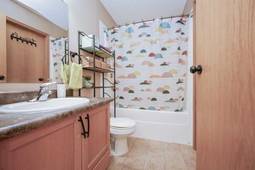 13029 90 Street, Grande Prairie, AB - Indoor Photo Showing Bathroom