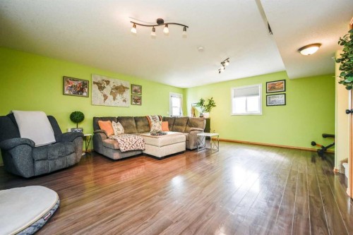 13029 90 Street, Grande Prairie, AB - Indoor Photo Showing Living Room