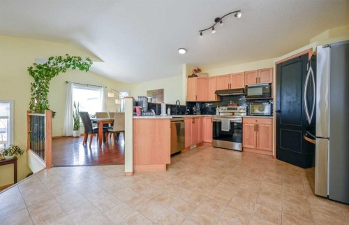 13029 90 Street, Grande Prairie, AB - Indoor Photo Showing Kitchen With Stainless Steel Kitchen