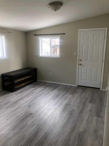 9917 106A Street, High Level, AB - Indoor Photo Showing Other Room