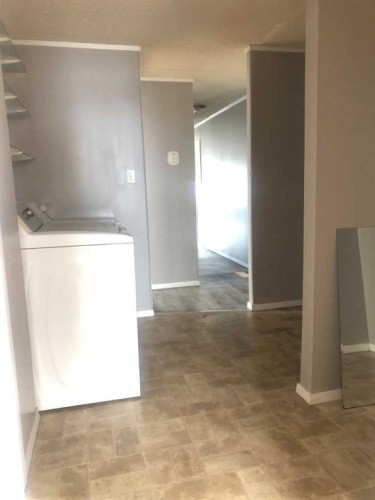 9917 106A Street, High Level, AB - Indoor
