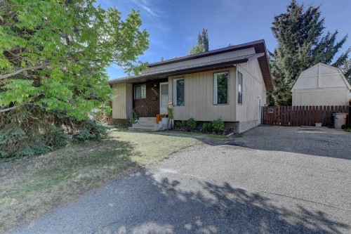 6910 94 Street  Grande Prairie, AB T8V 5S8