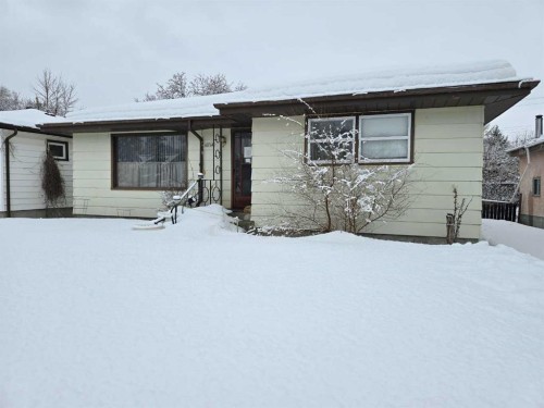 10714 101 Street  Peace River, AB T8S 1L1