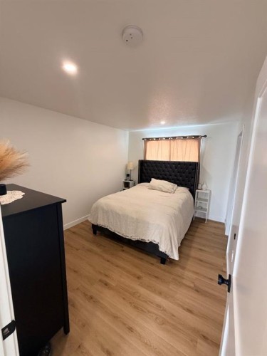 10406 105 Ave, La Crete, AB - Indoor Photo Showing Bedroom