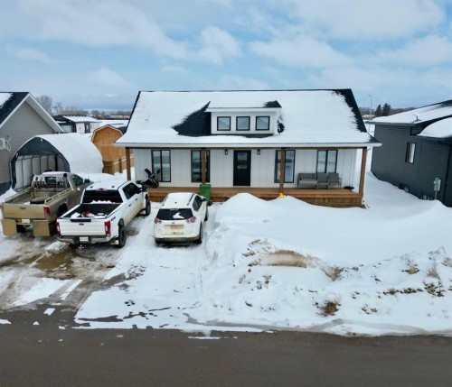 10406 105 Ave, La Crete, AB - Outdoor