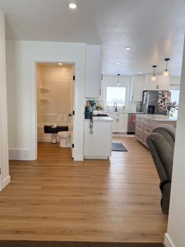 10406 105 Ave, La Crete, AB - Indoor