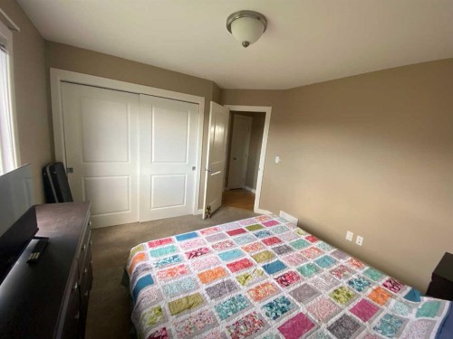 9520 92 Street, Wembley, AB - Indoor Photo Showing Bedroom
