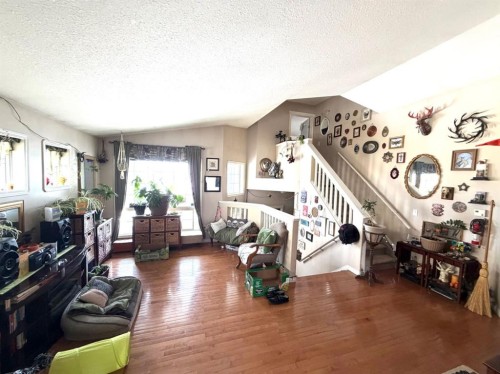 8821 Lakeland Drive, Grande Prairie, AB - Indoor Photo Showing Bedroom