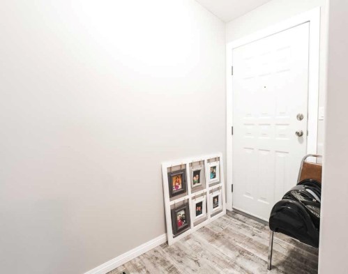 10705 101 Avenue, La Crete, AB - Indoor Photo Showing Other Room