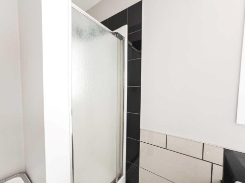 10705 101 Avenue, La Crete, AB - Indoor