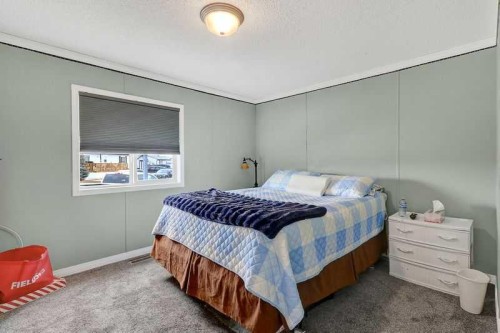 8930 89St, Grande Prairie, AB - Indoor Photo Showing Bedroom