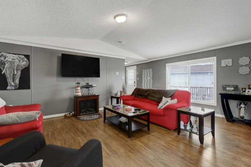 8930 89St, Grande Prairie, AB - Indoor Photo Showing Living Room