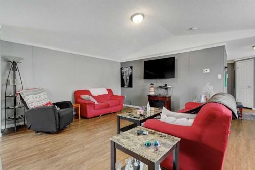 8930 89St, Grande Prairie, AB - Indoor Photo Showing Living Room