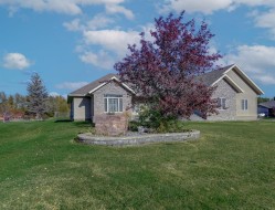 1716 60017 TWP RD 704A Rural Grande Prairie No. 1, County Of, AB T8W 5K2