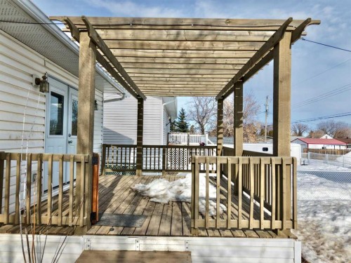 4817 54 Avenue, Grimshaw, AB - Outdoor With Deck Patio Veranda With Exterior