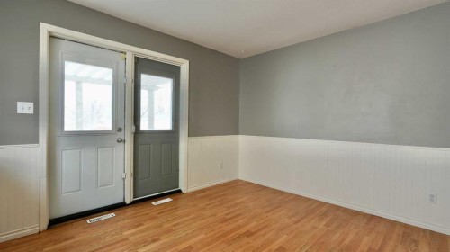 4817 54 Avenue, Grimshaw, AB - Indoor Photo Showing Other Room