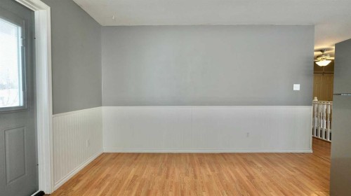 4817 54 Avenue, Grimshaw, AB - Indoor Photo Showing Other Room