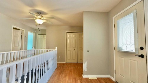 4817 54 Avenue, Grimshaw, AB - Indoor Photo Showing Other Room