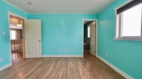 4817 54 Avenue, Grimshaw, AB - Indoor Photo Showing Other Room