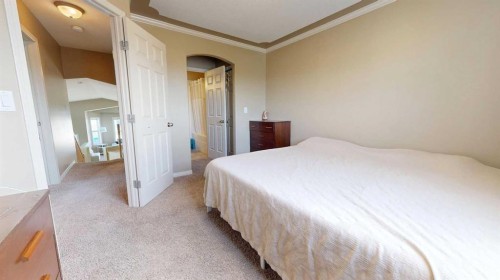 8941 70 Avenue, Grande Prairie, AB 