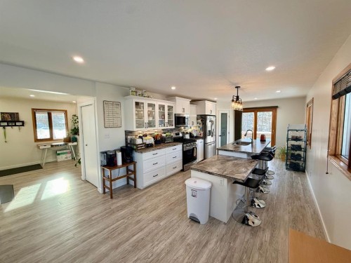 9202 95 Ave, La Crete, AB - Indoor