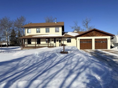 9202 95 Ave, La Crete, AB - Outdoor With Deck Patio Veranda With Facade