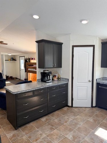 12072 Twp Rd 1072, La Crete, AB - Indoor Photo Showing Kitchen