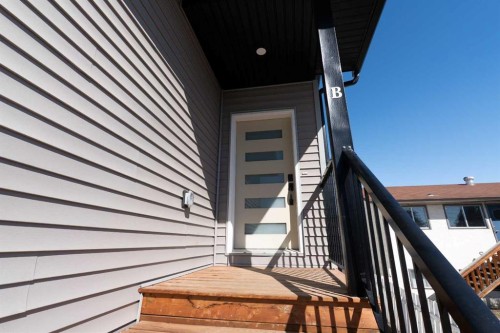 9313 103 Avenue, Grande Prairie, AB - Outdoor