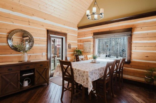 69479 Rr72, Grovedale, AB - Indoor Photo Showing Dining Room