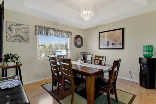 308 11Th Avenue, Beaverlodge, AB - Indoor Photo Showing Dining Room