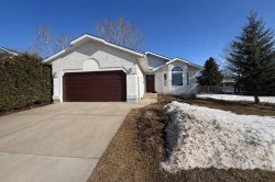 9306 62 Avenue Grande Prairie, AB T8W 2E6