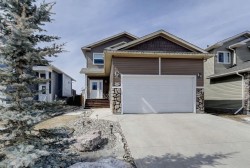 8806 Willow Drive Grande Prairie, AB T8X 0G8
