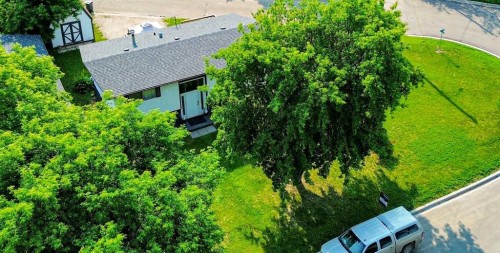 11237 91 Street, Peace River, AB 
