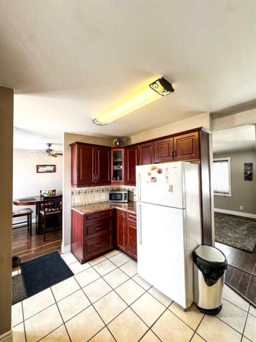 11237 91 Street, Peace River, AB 