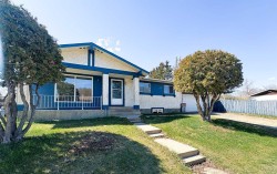 8206 96 Street Grande Prairie, AB T8V 4S2