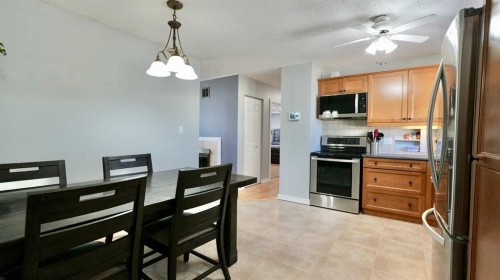 9610 77 Avenue, Peace River, AB - Indoor