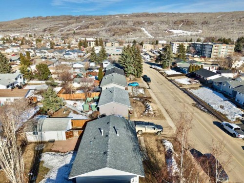 9610 77 Avenue, Peace River, AB - Outdoor With View