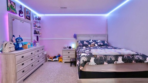 9610 77 Avenue, Peace River, AB - Indoor Photo Showing Bedroom
