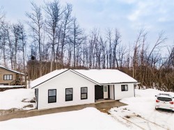 9805 95 Street La Crete, AB T0H 2H0