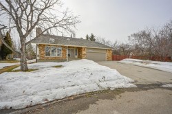10205 76 Avenue Grande Prairie, AB T8W 1Y6
